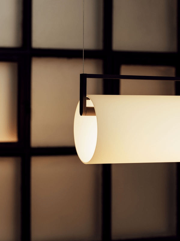 Edge Linear Pendant Light