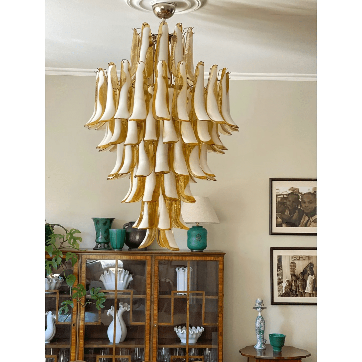 Dravina Glass Petals Pendant Lamp