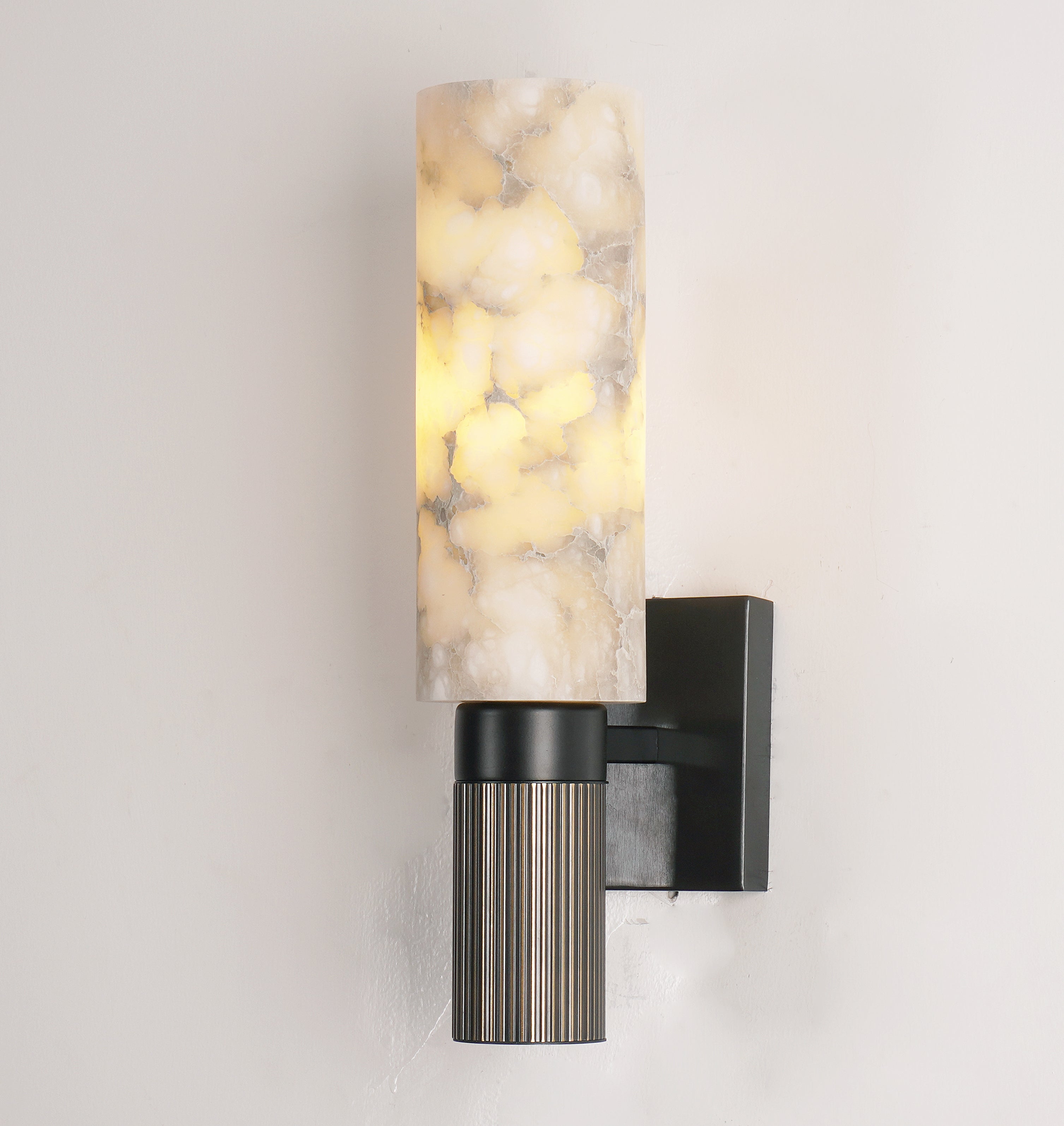 Ansu Wall Lamp