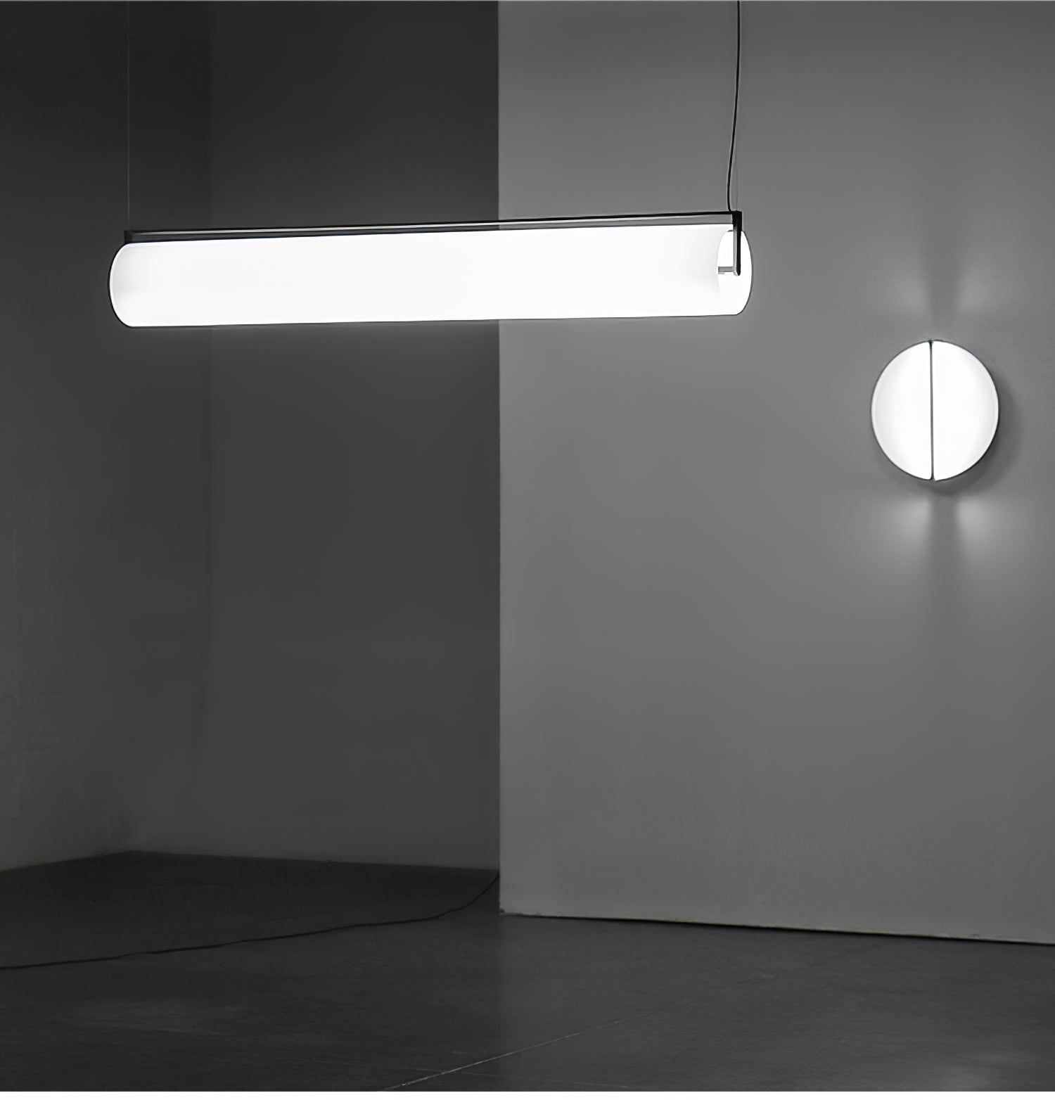Edge Linear Pendant Light