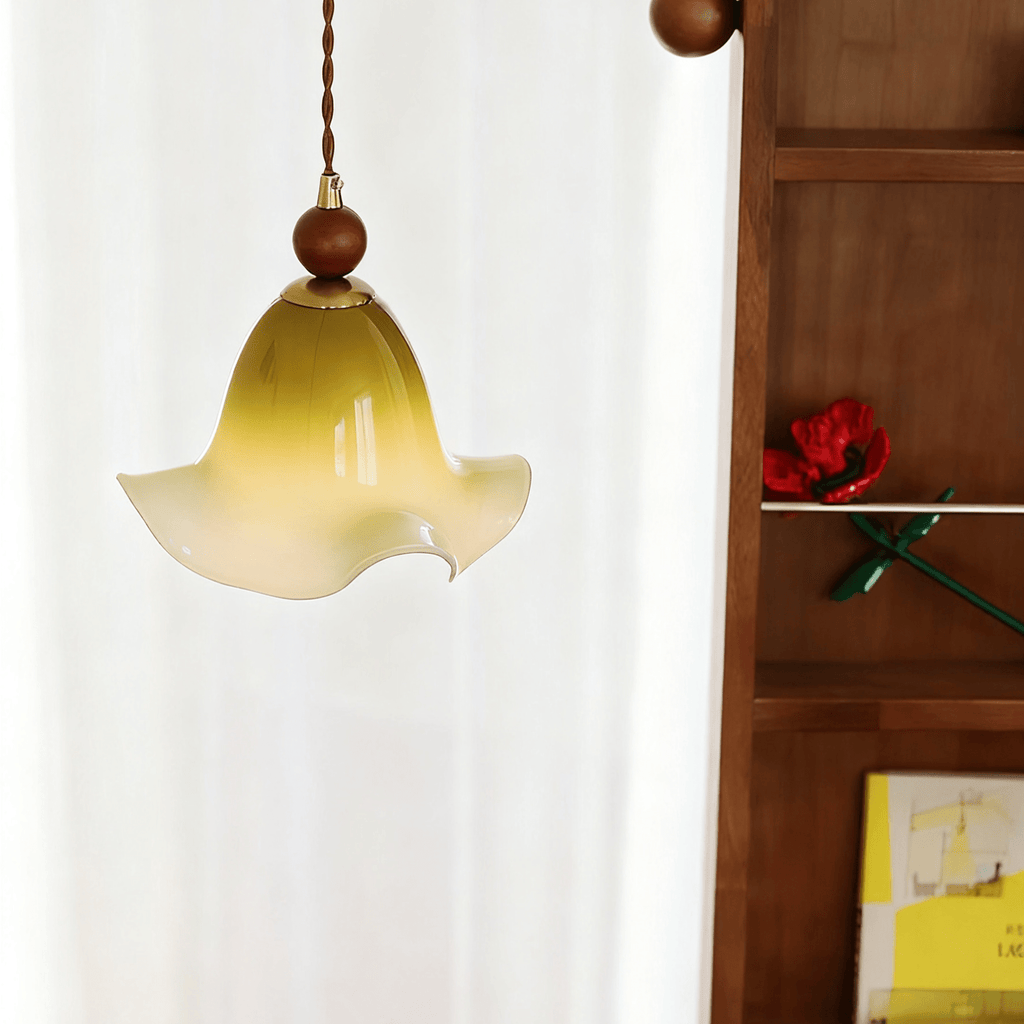 Gradient Petal Pendant Lamp