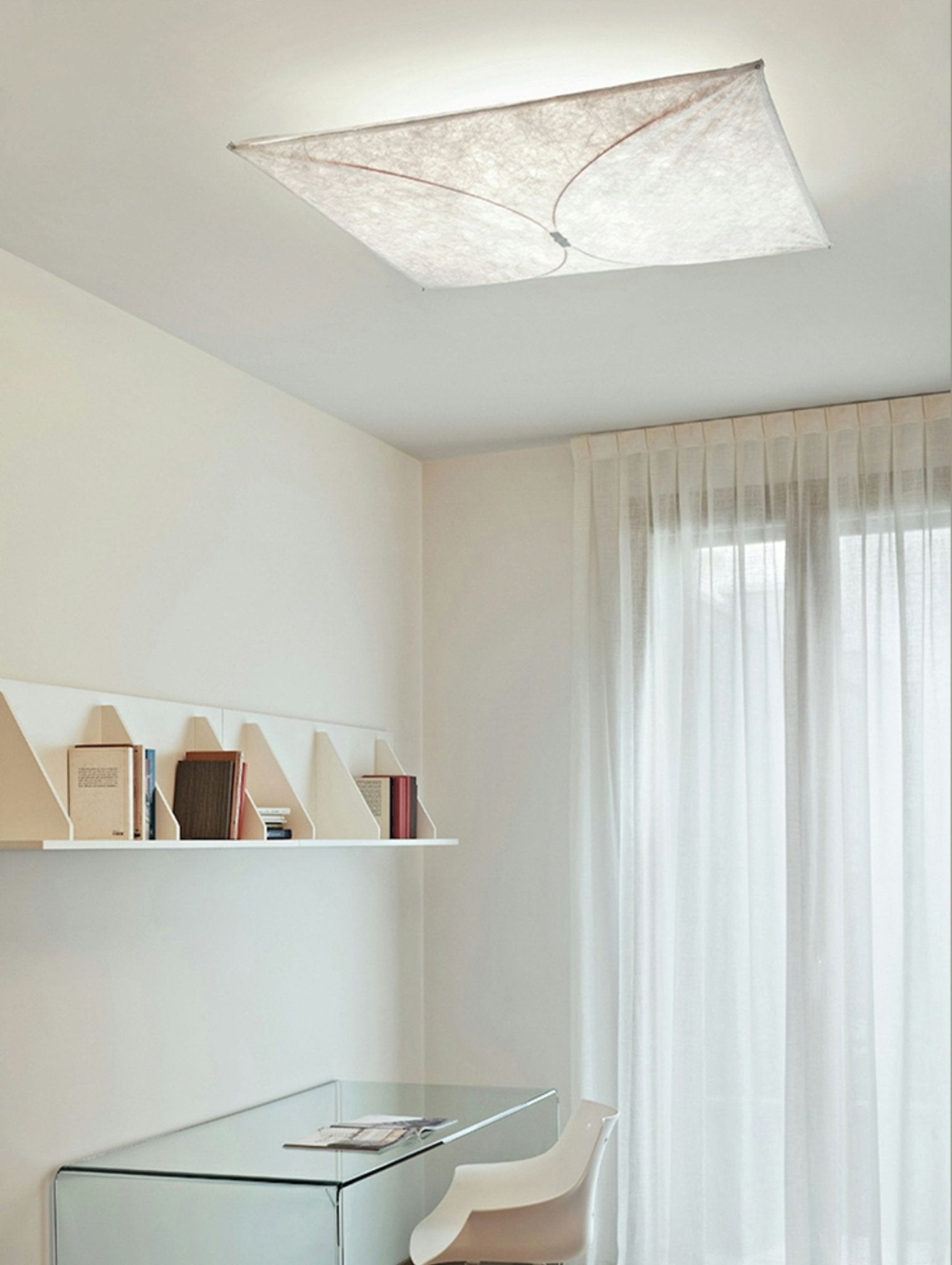 Kite Shaped Paper Ceiling Lamp
