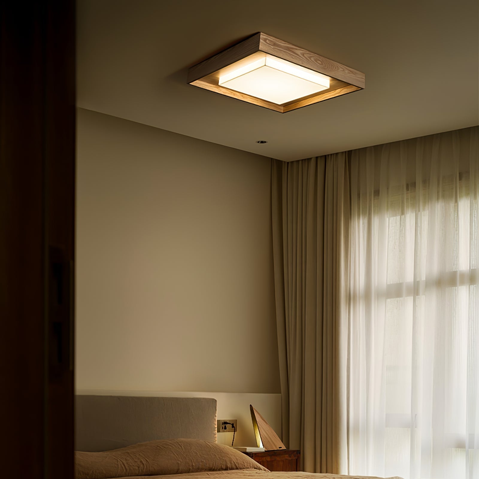 Kurin Wood Frame Ceiling Light