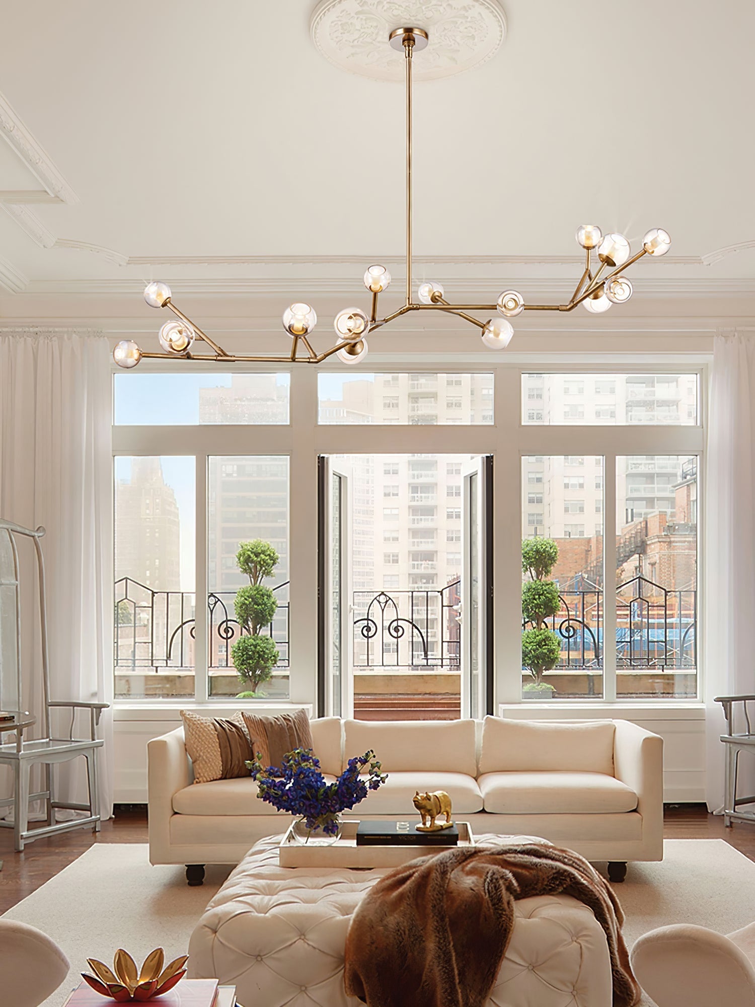 Lunaris Branch Chandelier