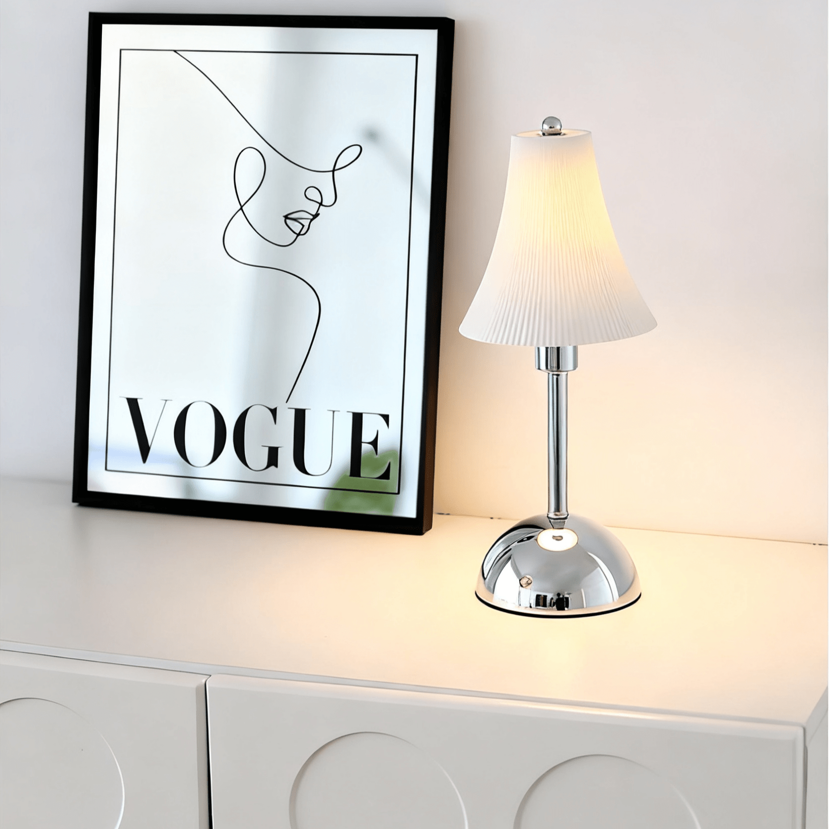 Slim Waist Table Lamp