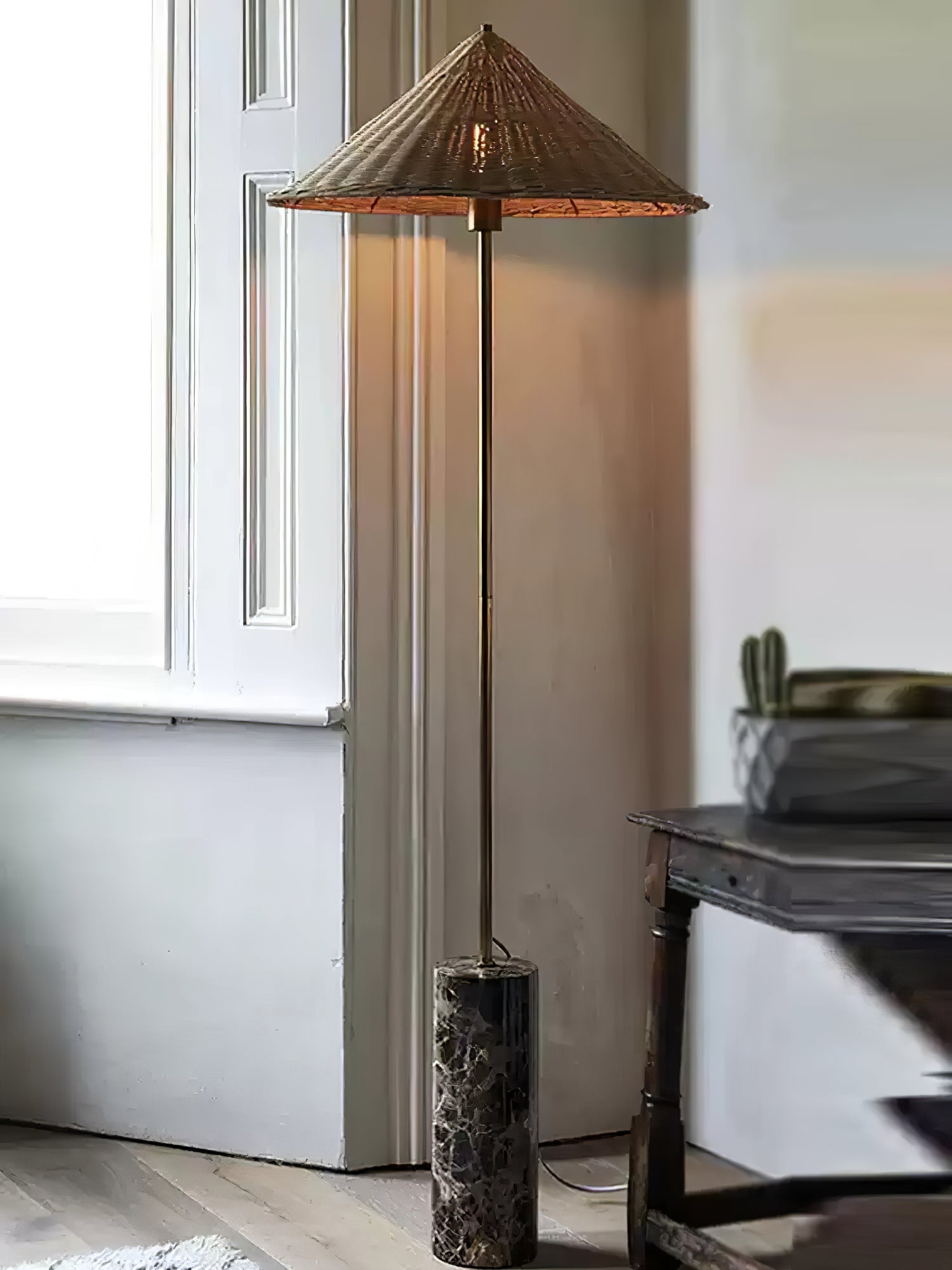 Tansu Floor Lamp