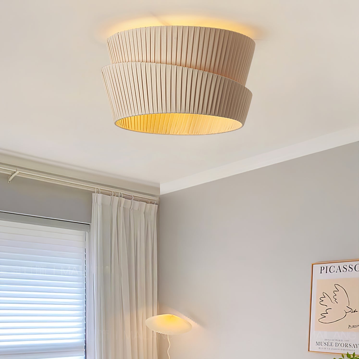 Vela Twist Ceiling Lamp