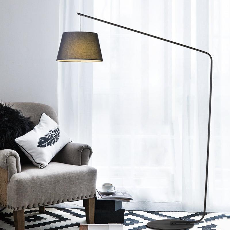 Al-Aqir Floor Lamp