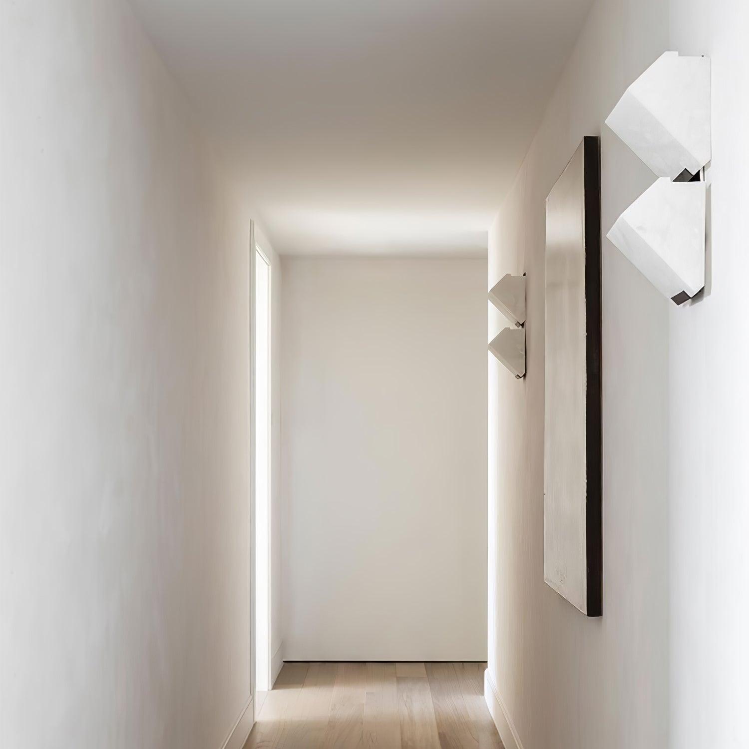 Alabaster Staircase Wall Lamp