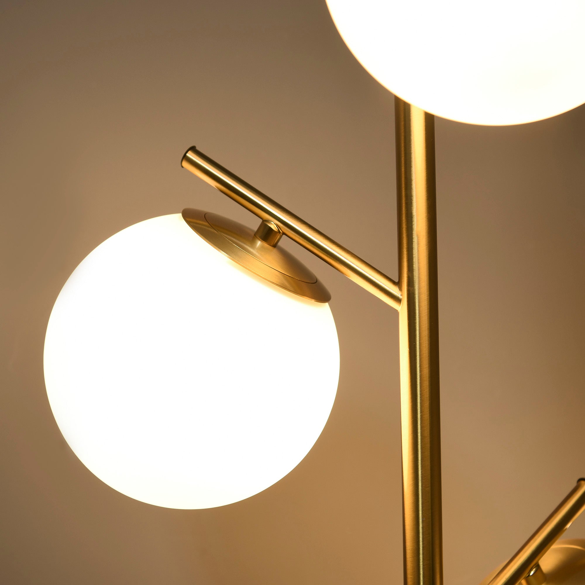 Aurelian Globe floor Lamp