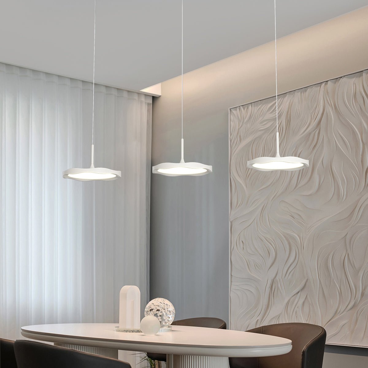 Aveline Line Pendant Light