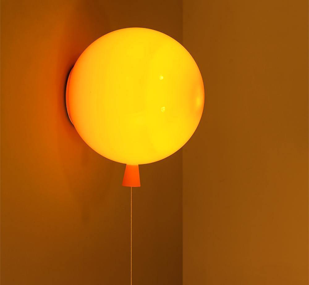 Balloon Wall Lamp
