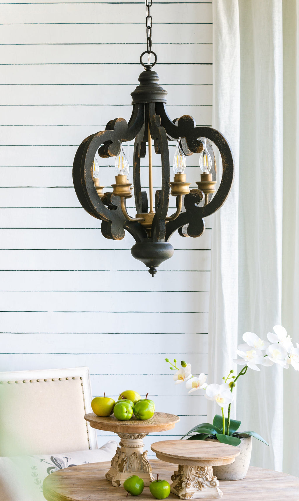 Blackwood Manor Chandelier
