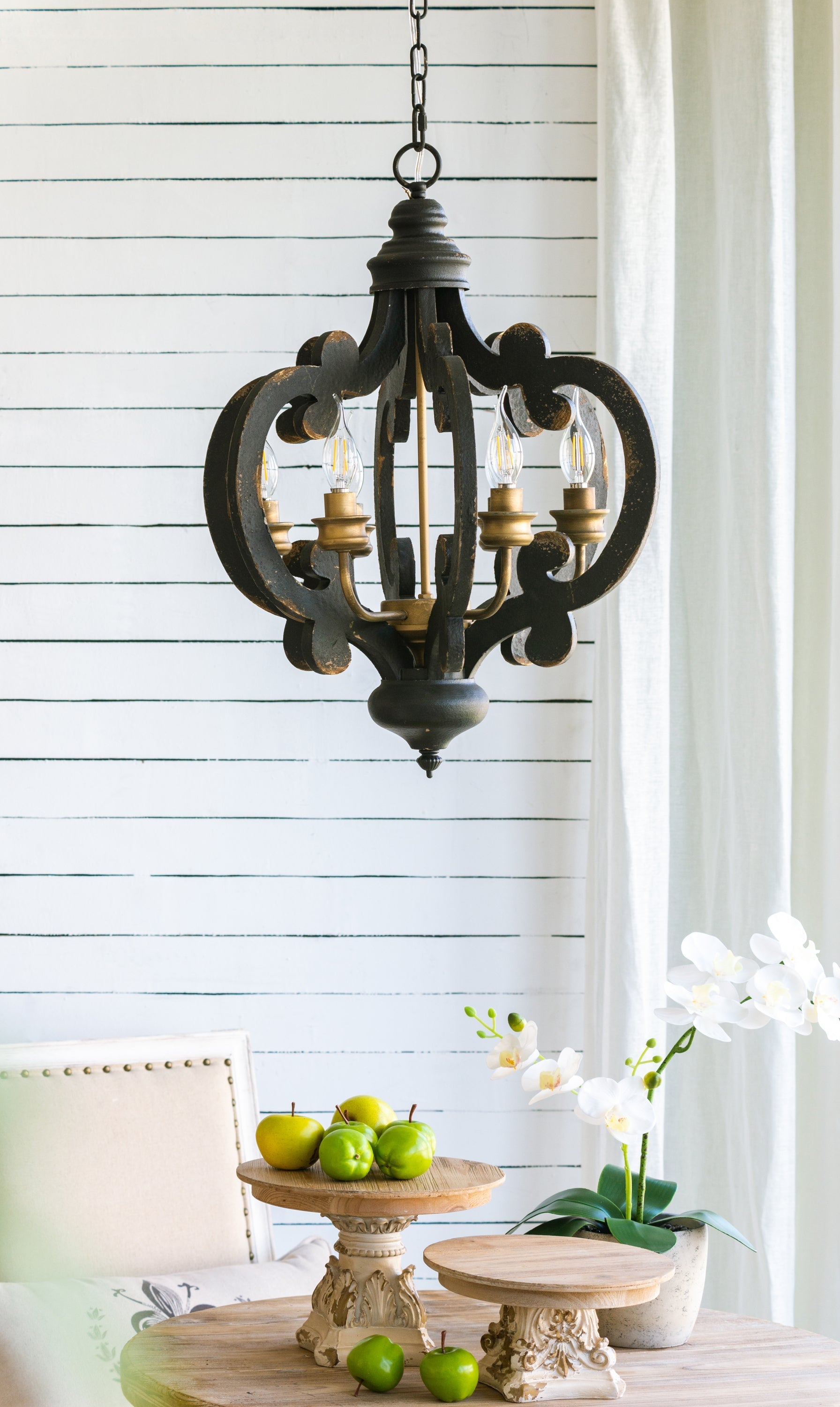 Blackwood Manor Chandelier
