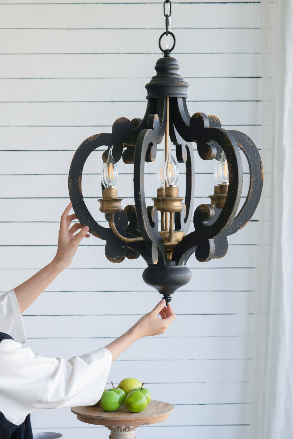 Blackwood Manor Chandelier