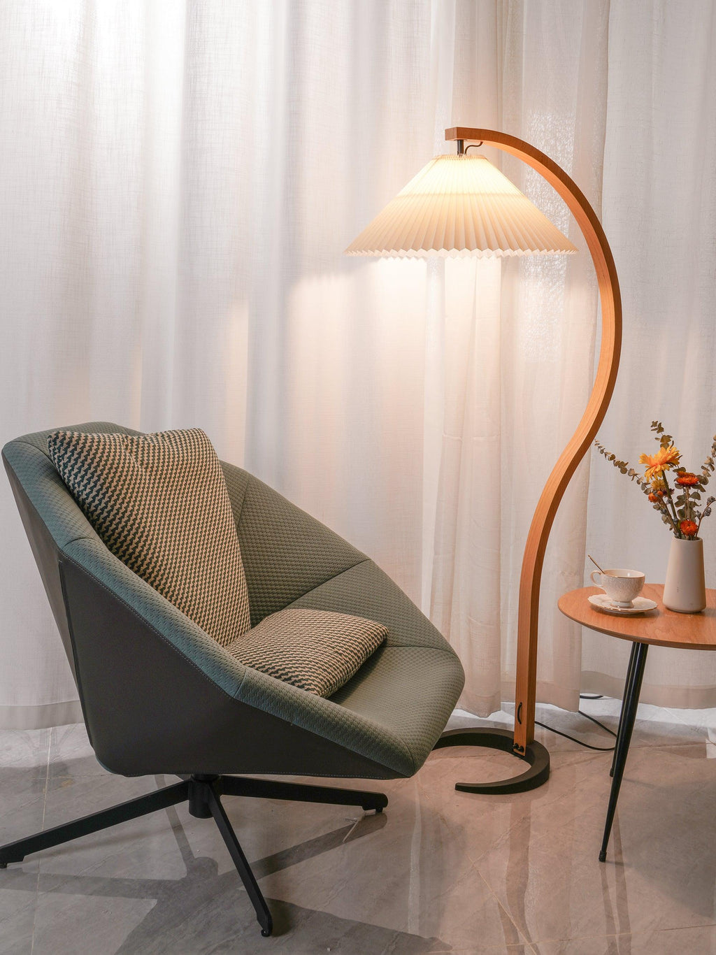 Carlton Floor Lamp