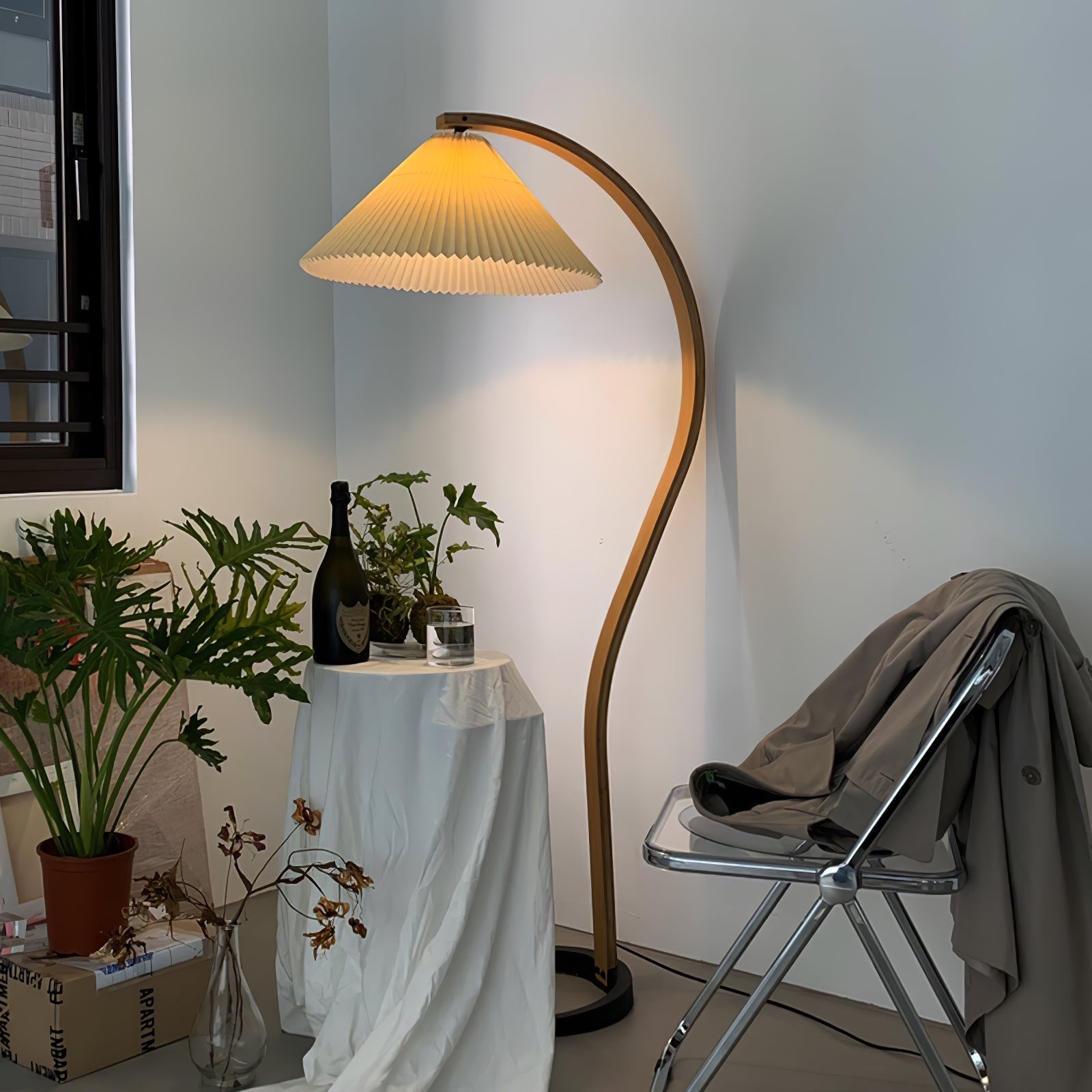 Carlton Floor Lamp - ZozHome