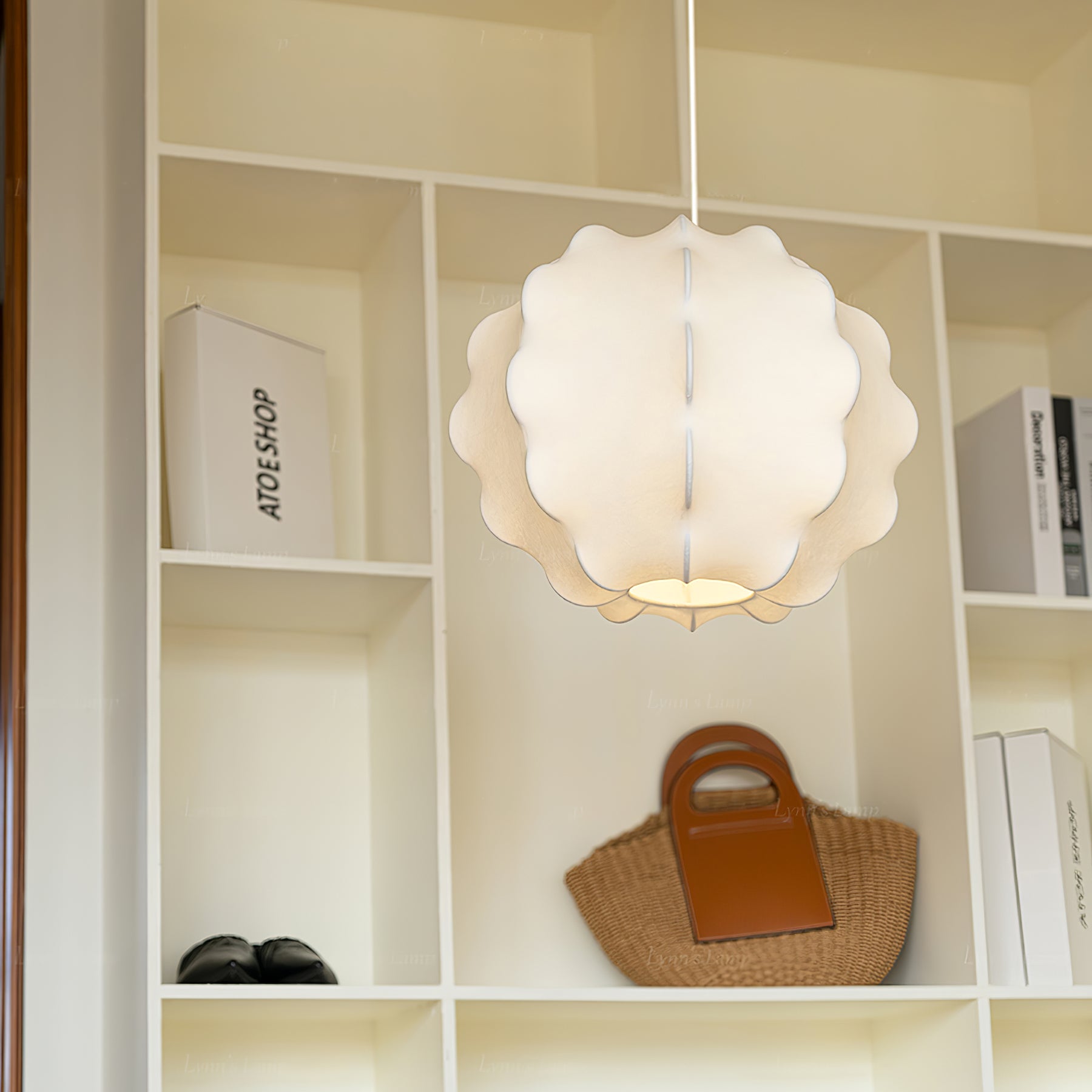 Celeste Petal Pendant Lamp - ZozHome