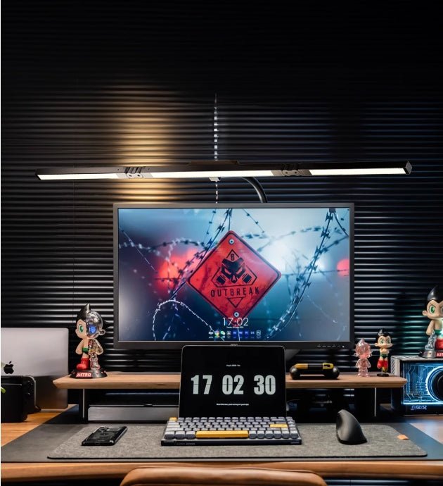 ClearView Plus Desk Lamp