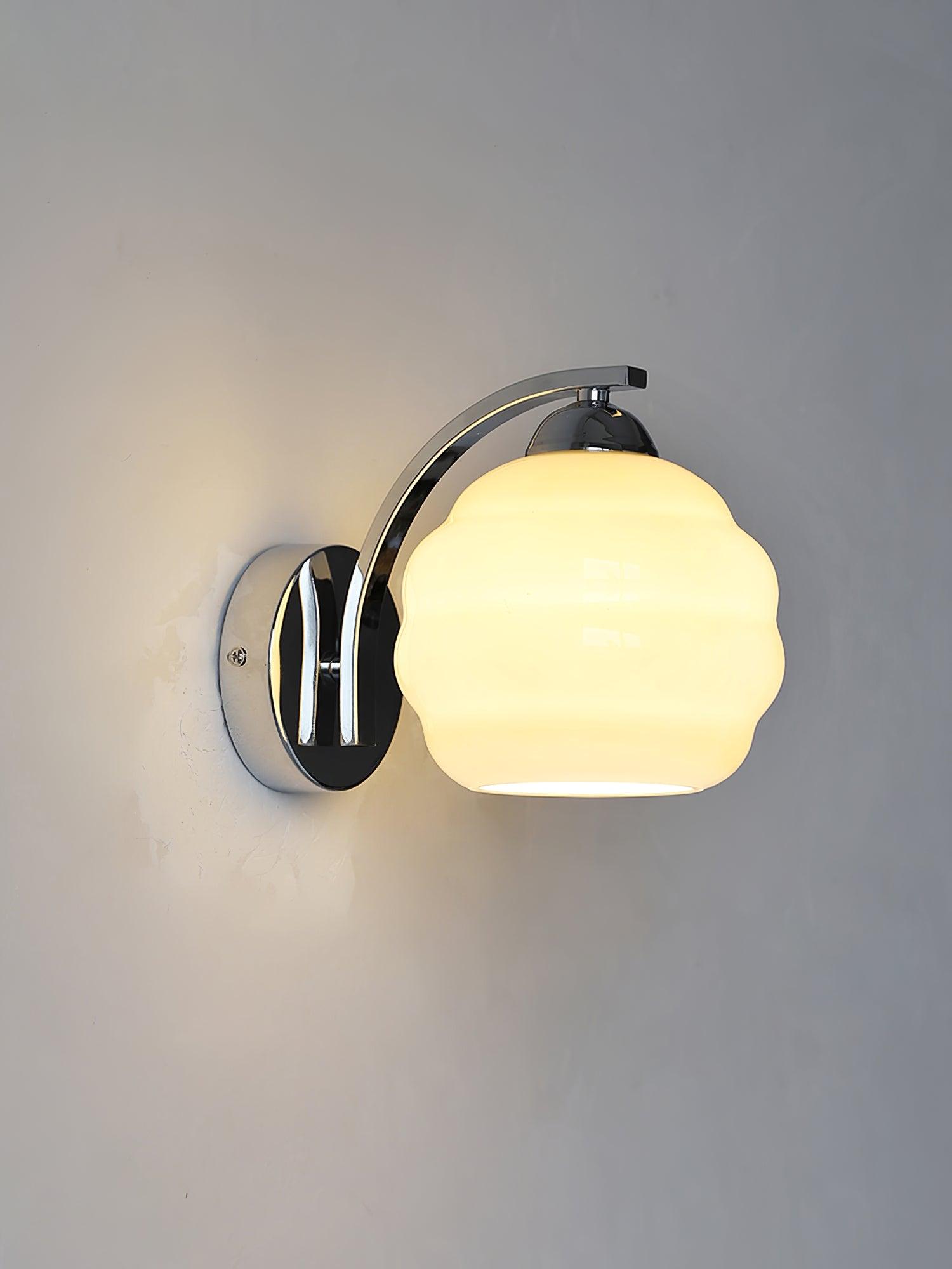 Curved Retro Wall Lamp