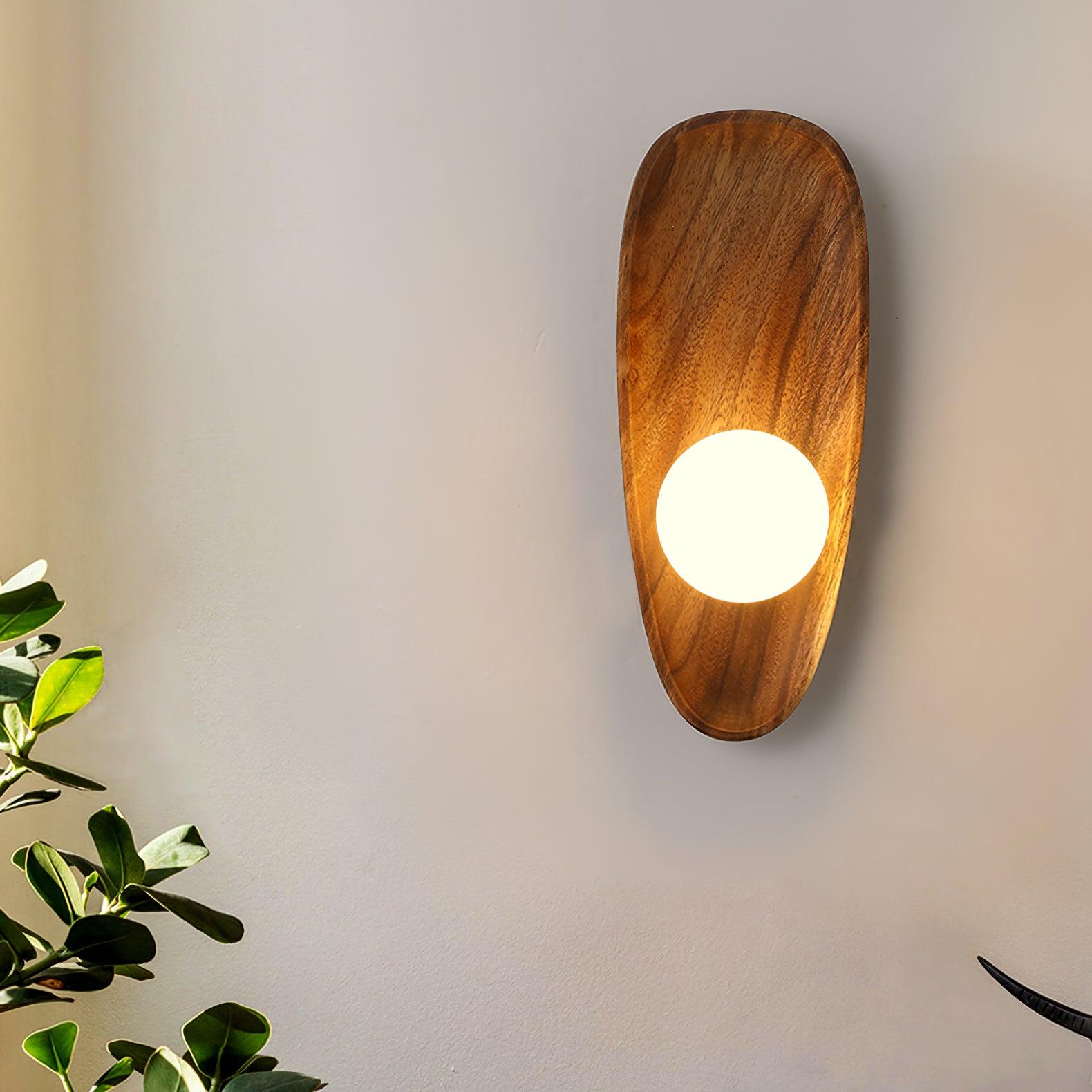 Evelyn Wall Lamp