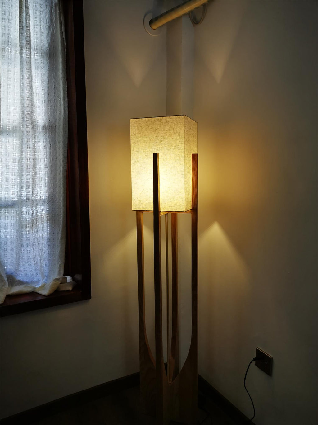 Fairban Floor Lamp