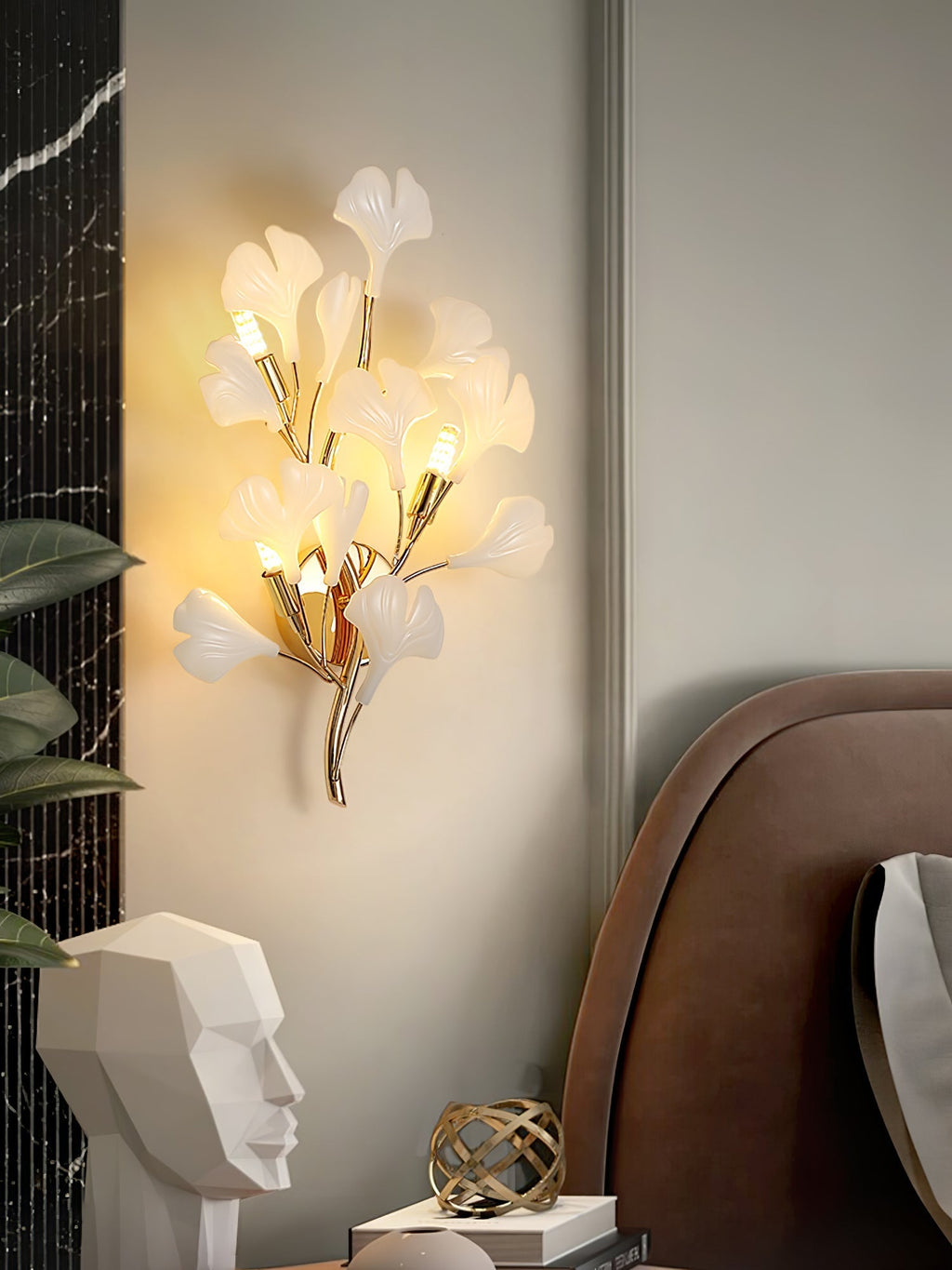 Ginkgo Leaf Wall Lamp