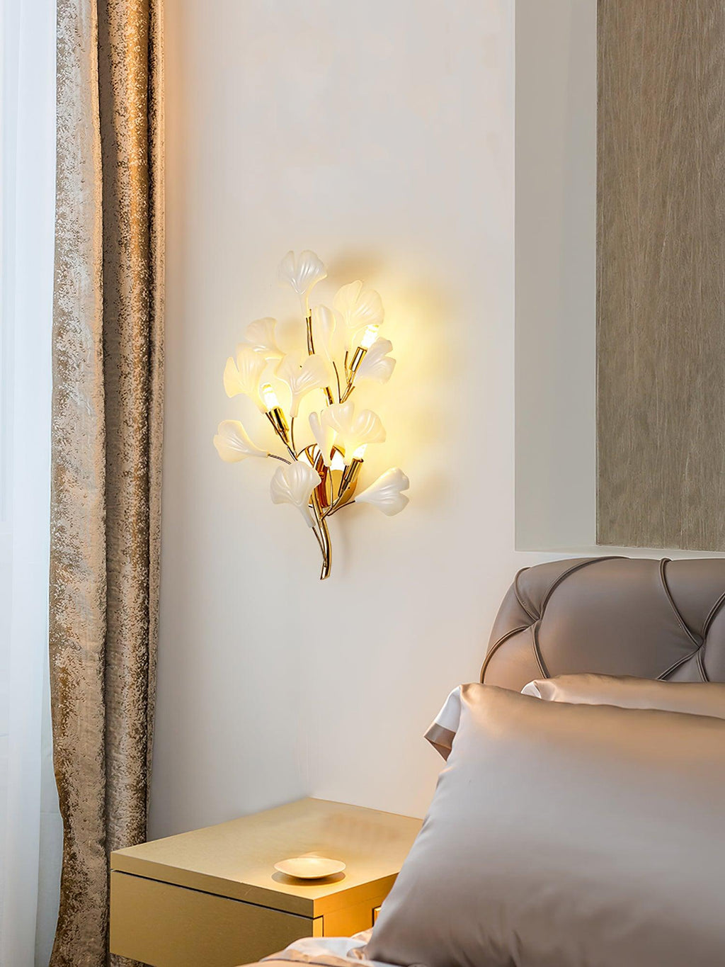 Ginkgo Leaf Wall Lamp