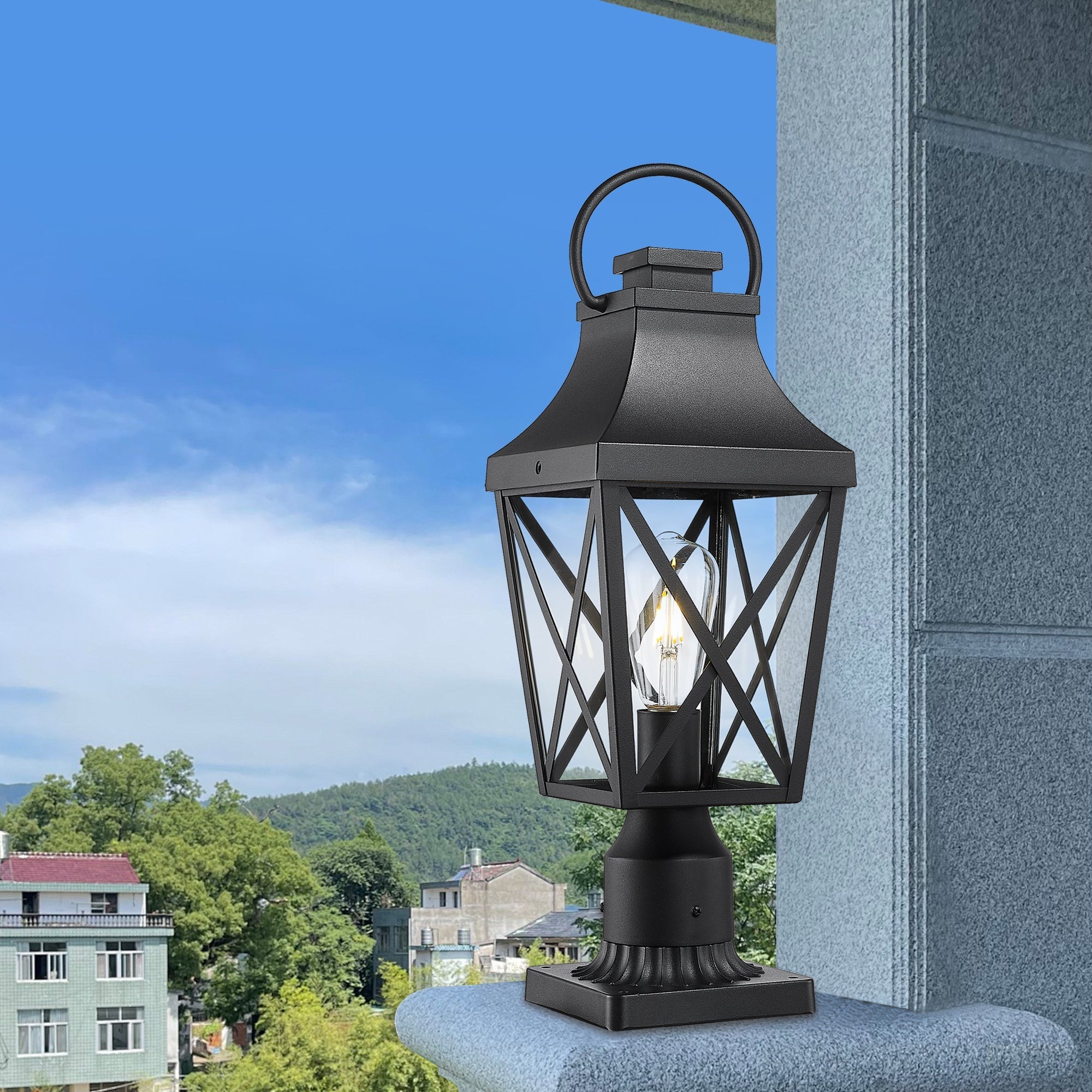 Heritage Lantern Outdoor Post Light