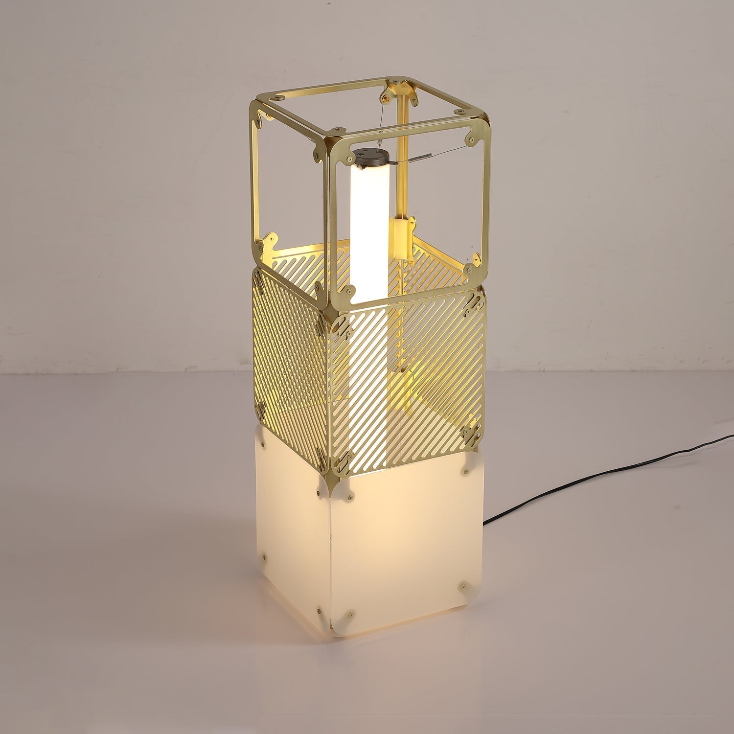 Hyperqube Floor Lamp - ZozHome