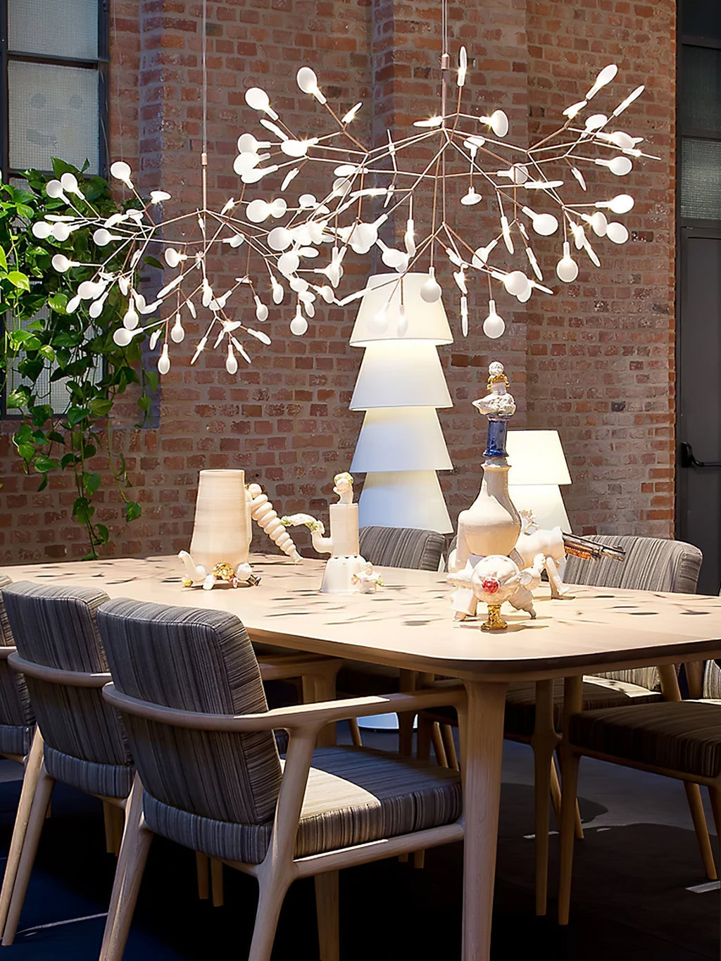 Kyros LED Chandelier