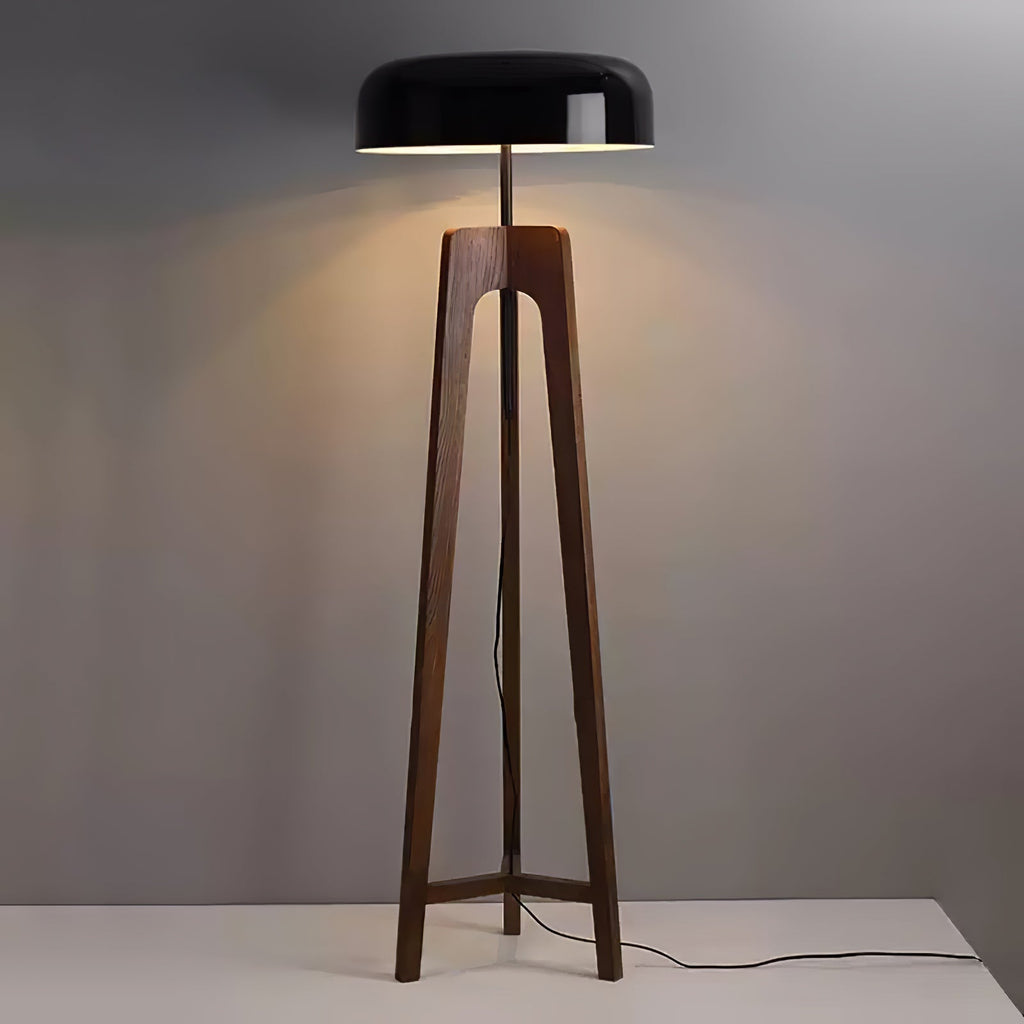Linea Floor Lamp