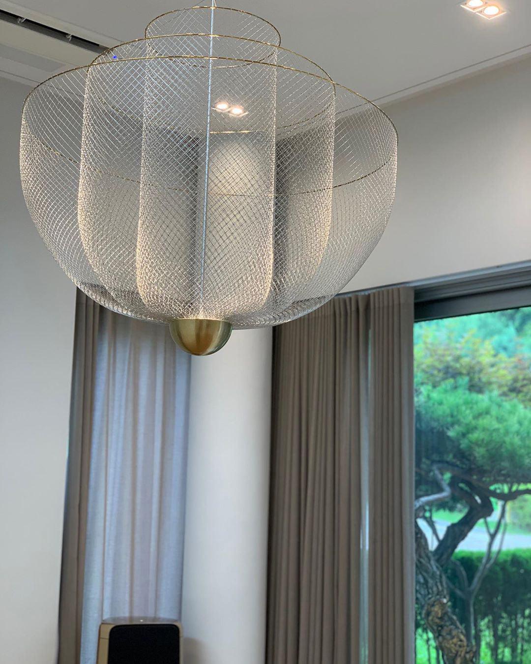 Liy Hanging Pendant lamp