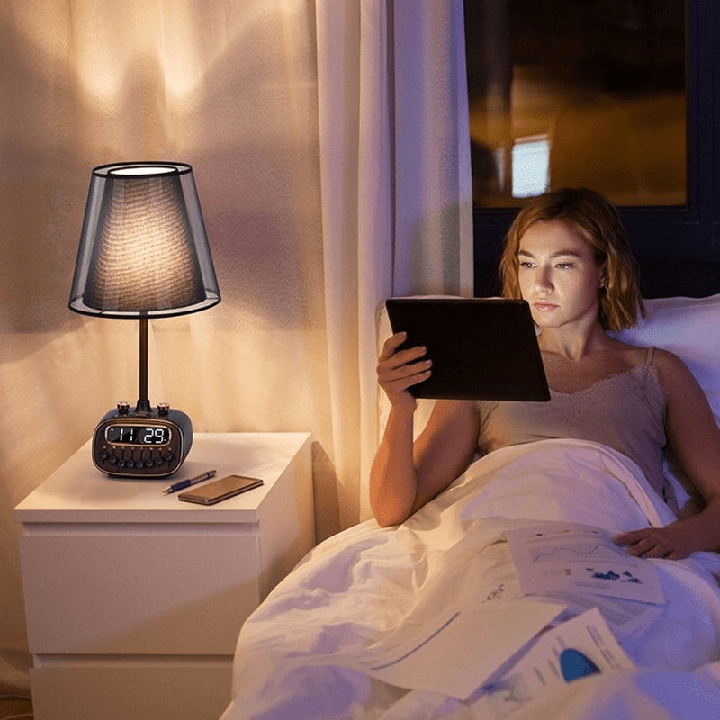 New York Classic Multifunctional Table Lamp