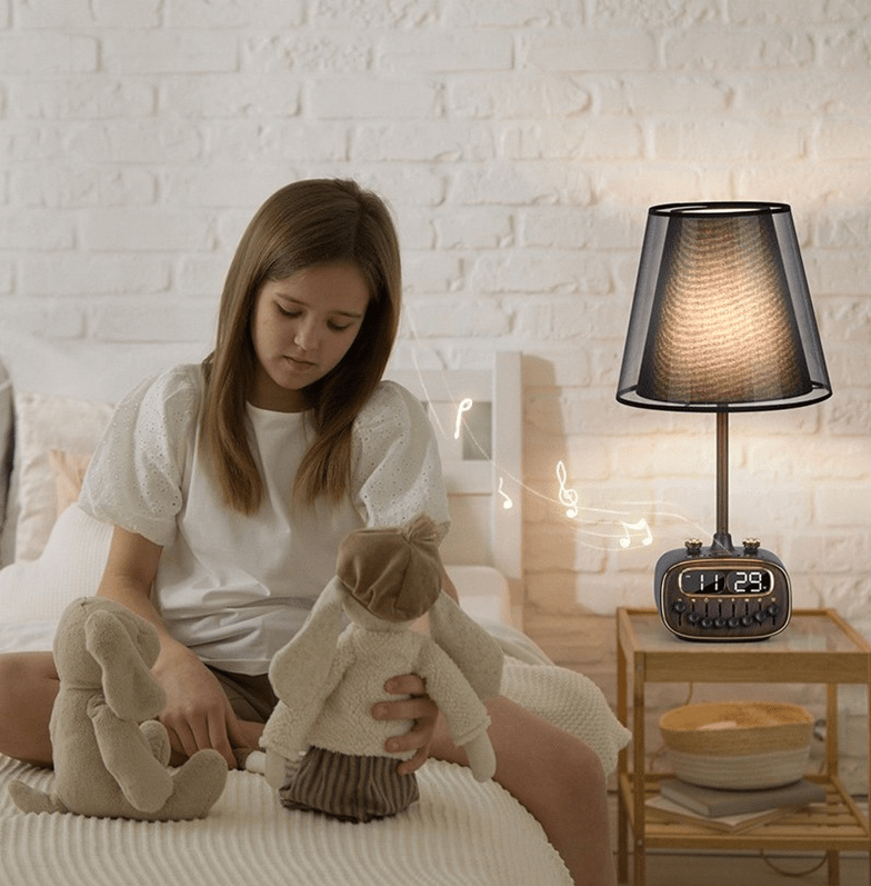 New York Classic Multifunctional Table Lamp