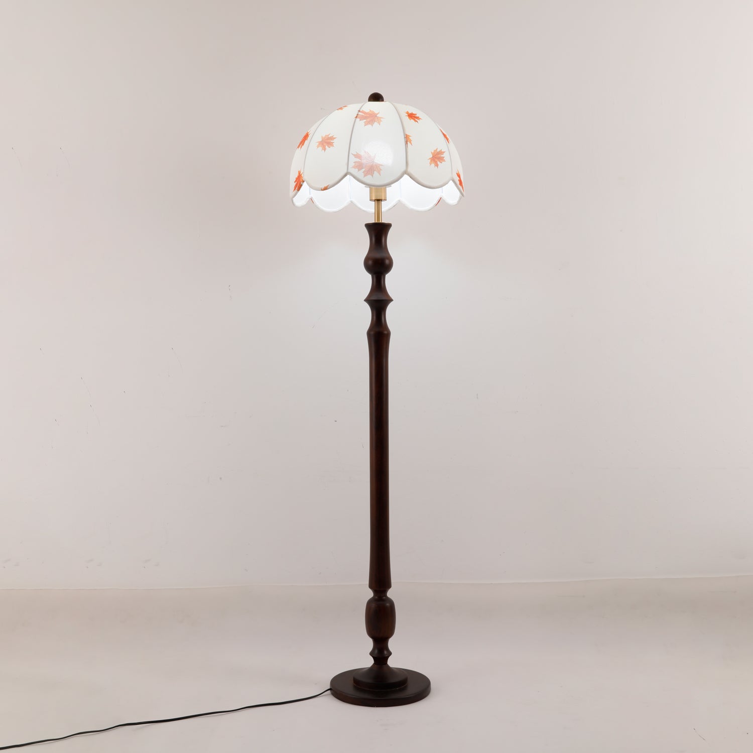 Nova Floor Lamp