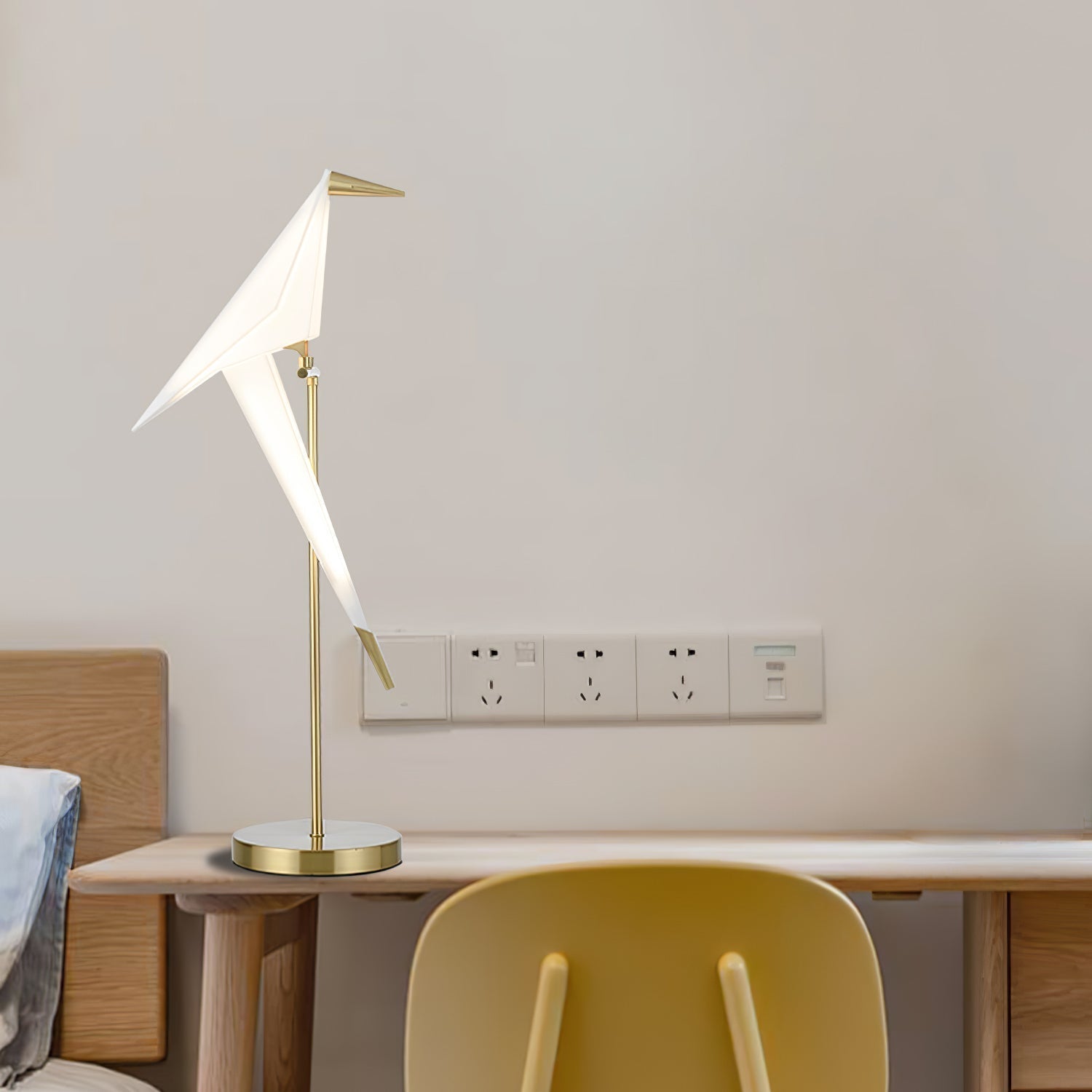 Paper Crane Table Lamp