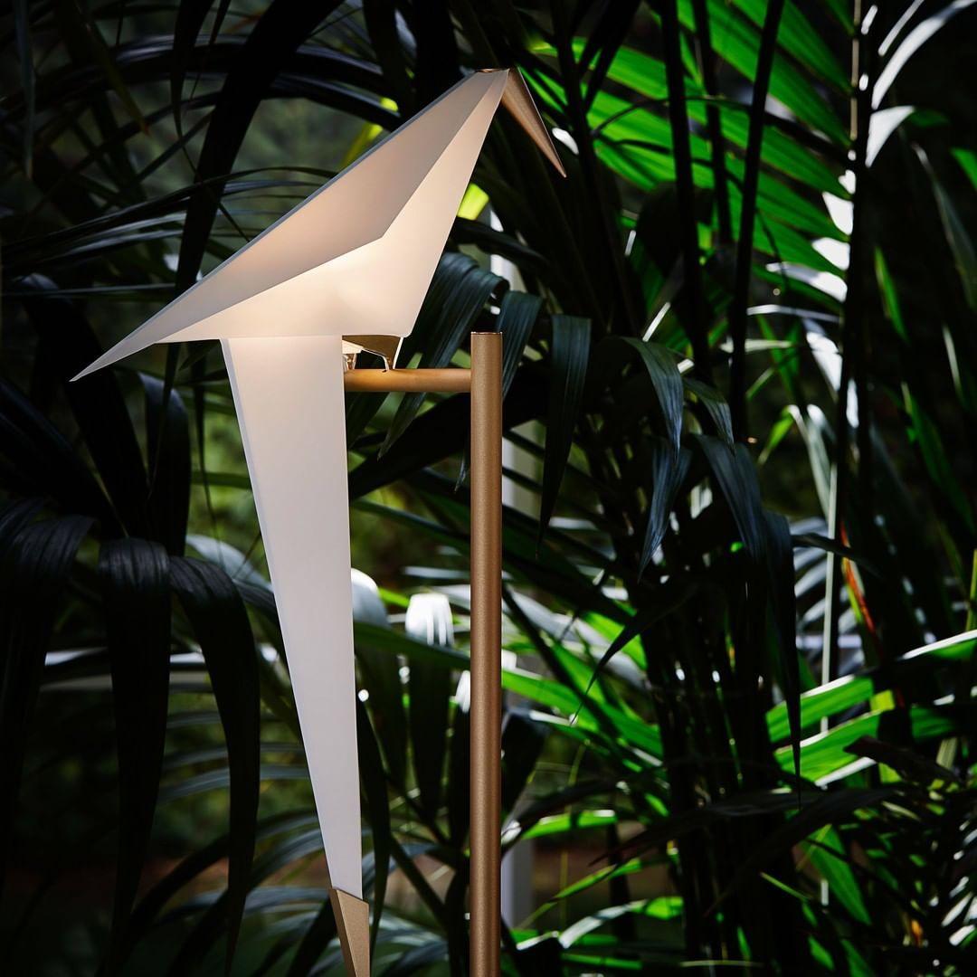 Paper Crane Table Lamp
