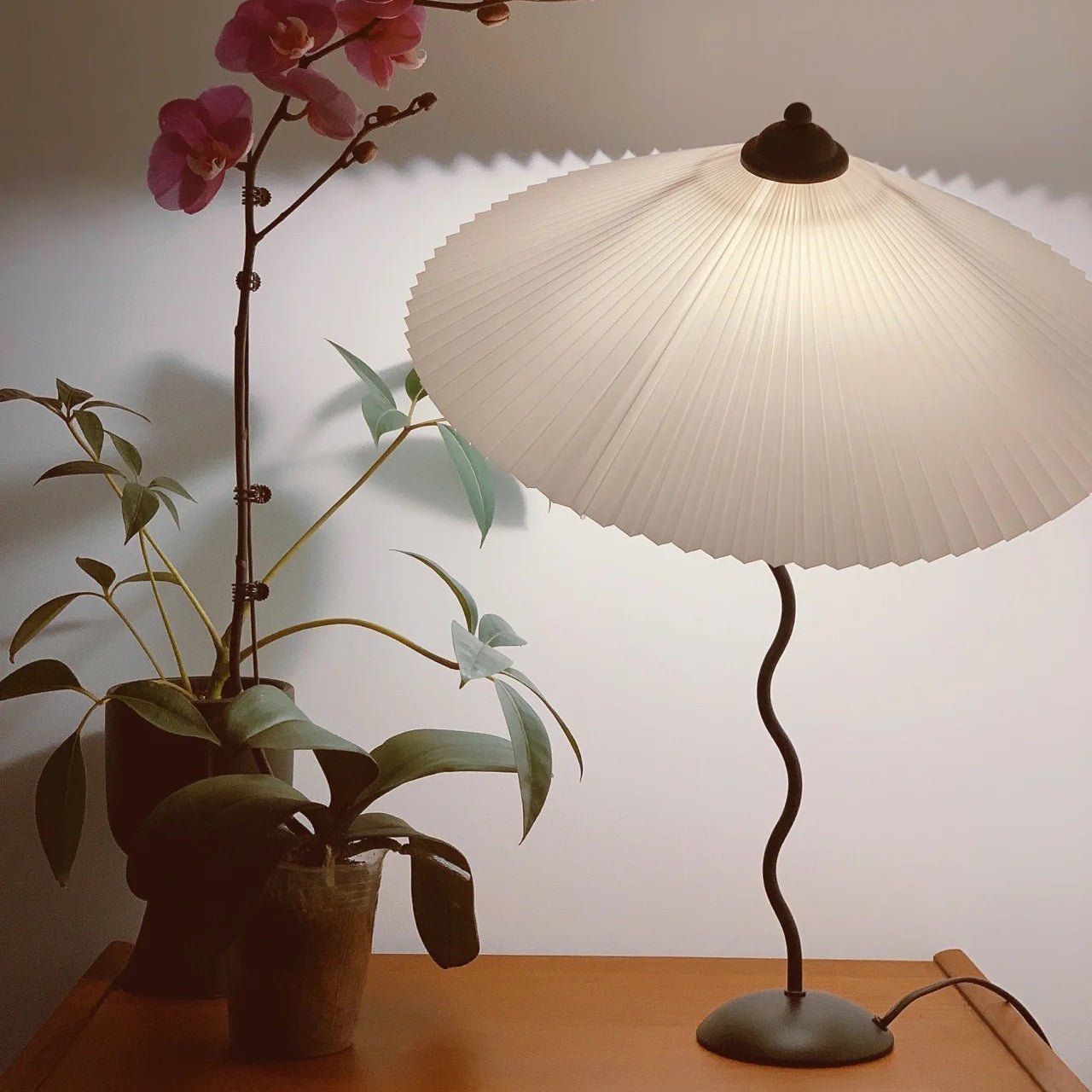 Pleated Table Lamp