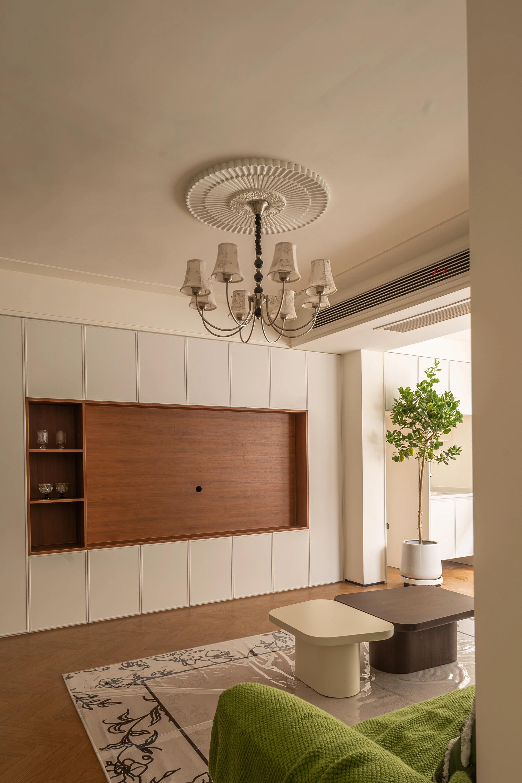 Regal Loom Chandelier