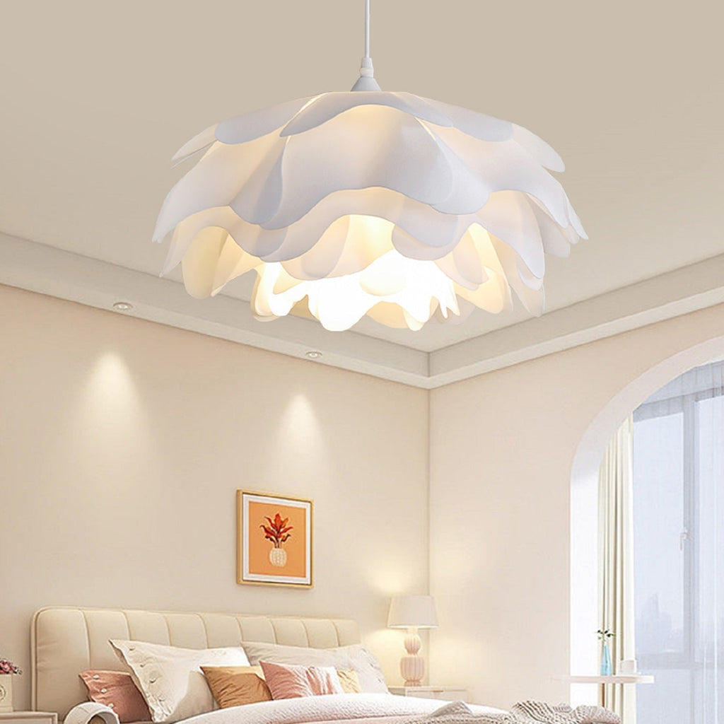 Stamen Pendants Light