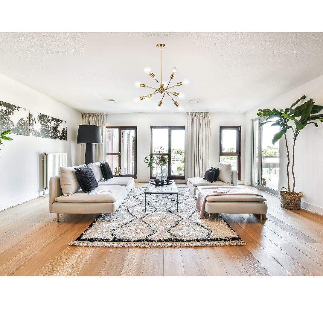 Stellar Burst Chandelier