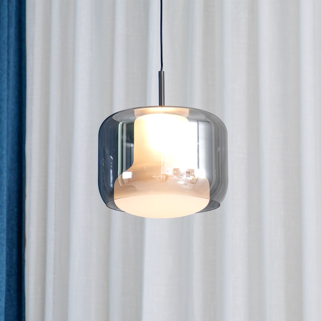 Titan Glass Pendant Lamp - ZozHome