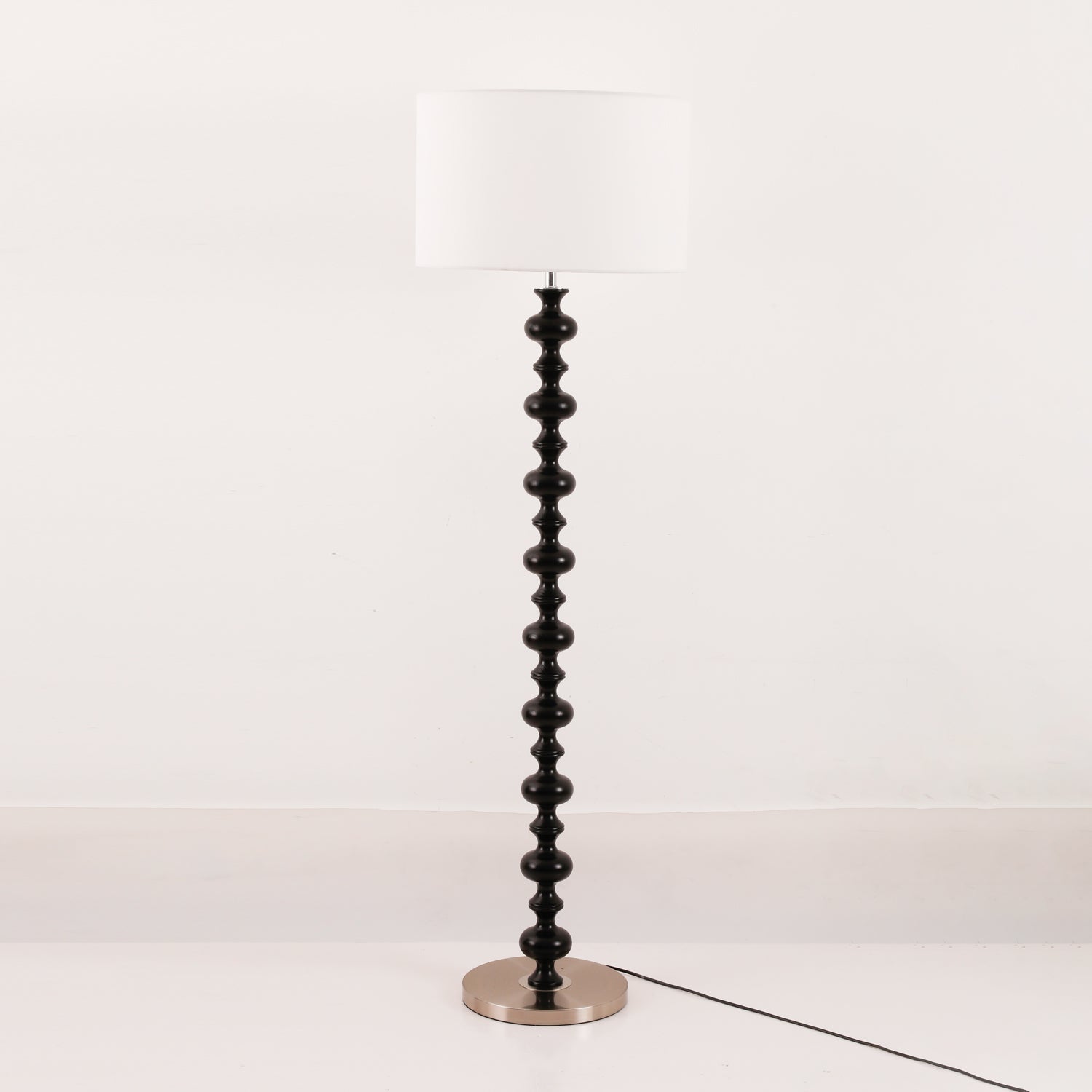 Vera Sculptural Floor Lamp