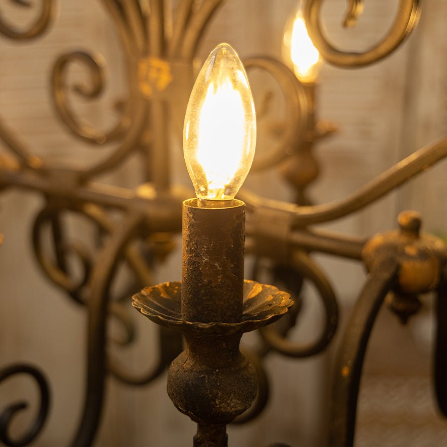 Vintage Elegance Candle Chandelier