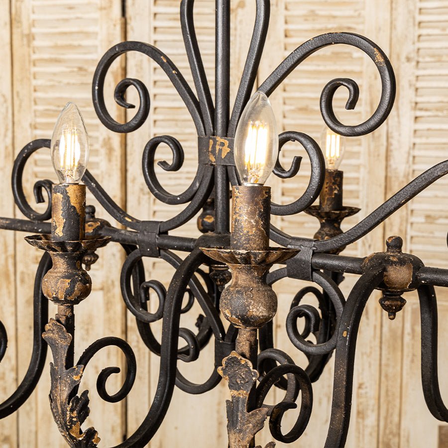 Vintage Elegance Candle Chandelier